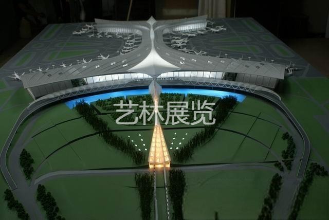 首都机场投标模型